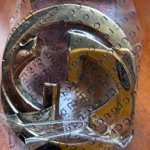 GUCCI Leather with canvas Belt.  Size 80-32 - Picture 6 of 13